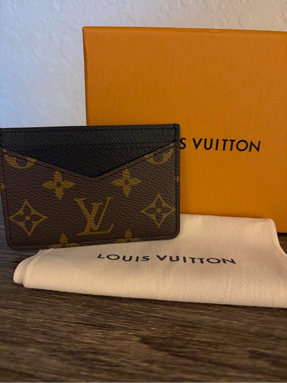Louis Vuitton Neo Card Holder